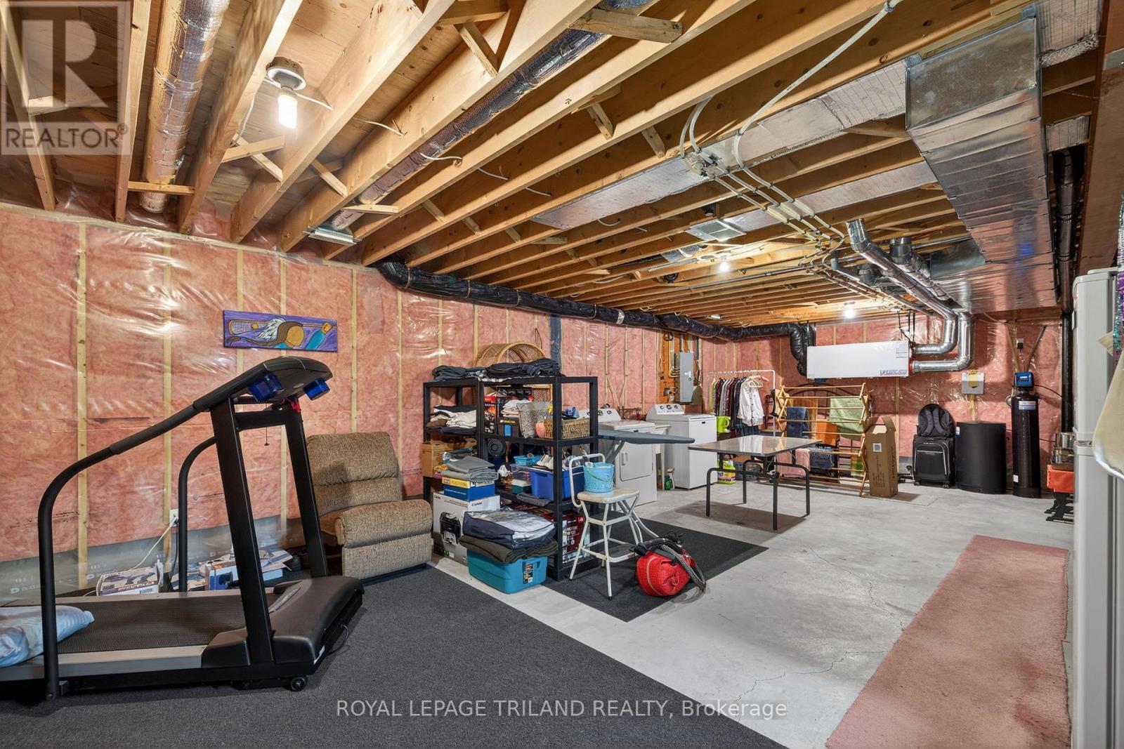 214 Mitchell Court, Thames Centre, Ontario  N0L 1G3 - Photo 37 - X12854726