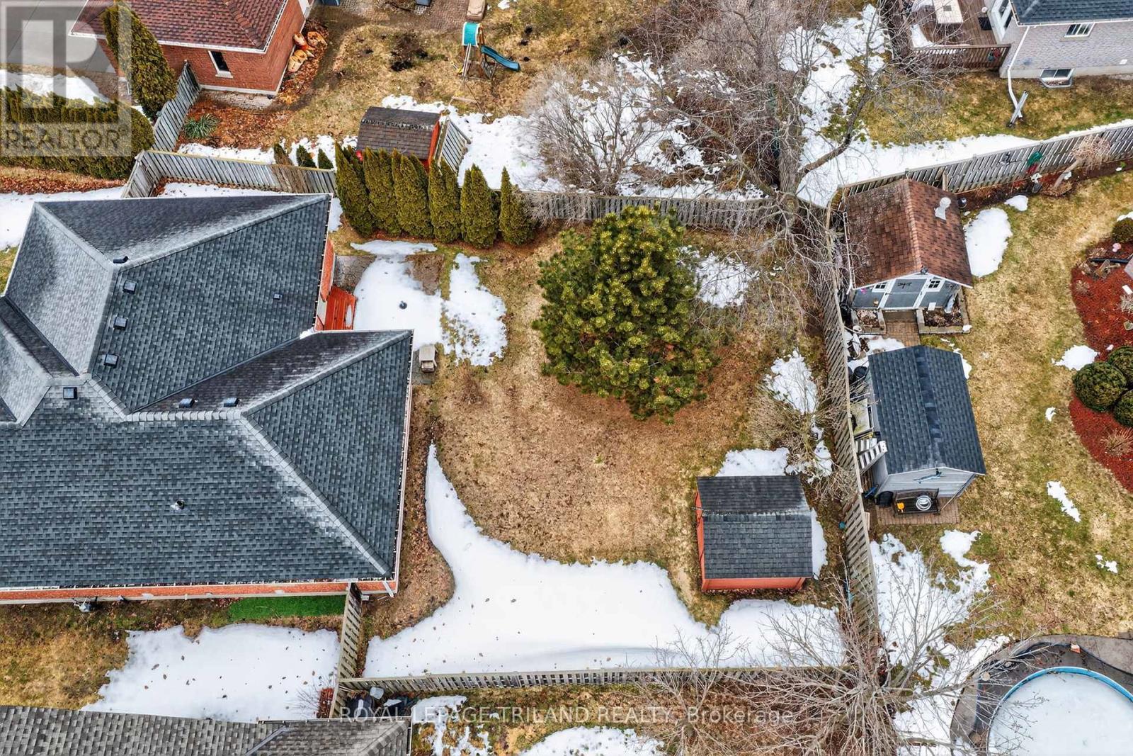 214 Mitchell Court, Thames Centre, Ontario  N0L 1G3 - Photo 41 - X12854726