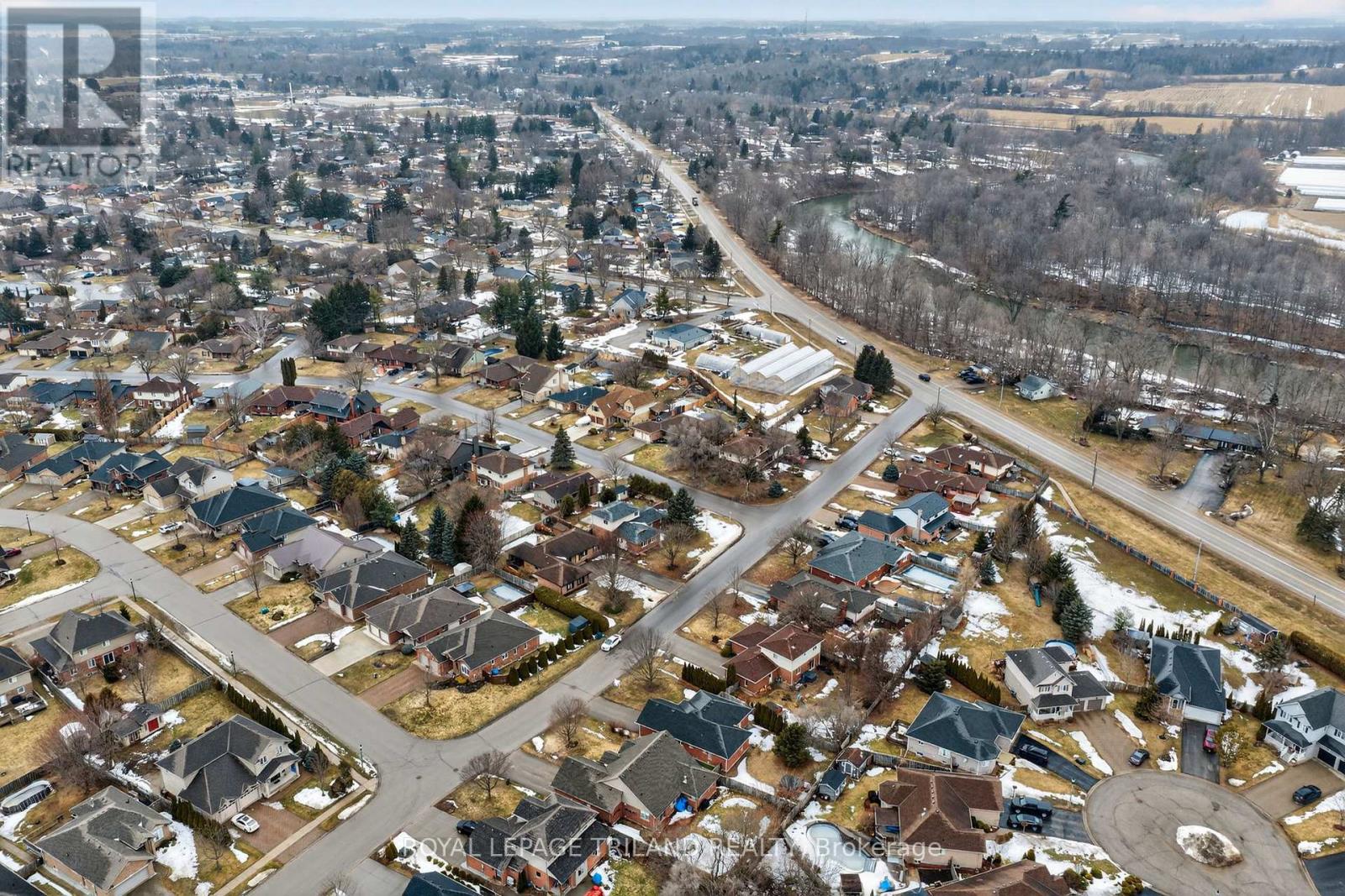 214 Mitchell Court, Thames Centre, Ontario  N0L 1G3 - Photo 47 - X12854726