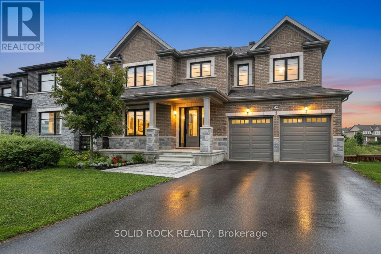 42 CONCH WAY, Ottawa, Ontario