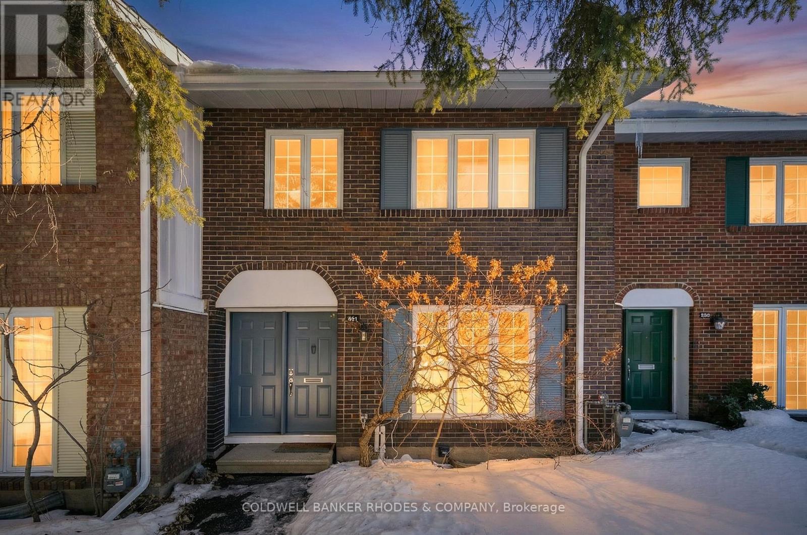 521 Orkney Private, Ottawa, Ontario  K2C 3M7 - Photo 2 - X12854754