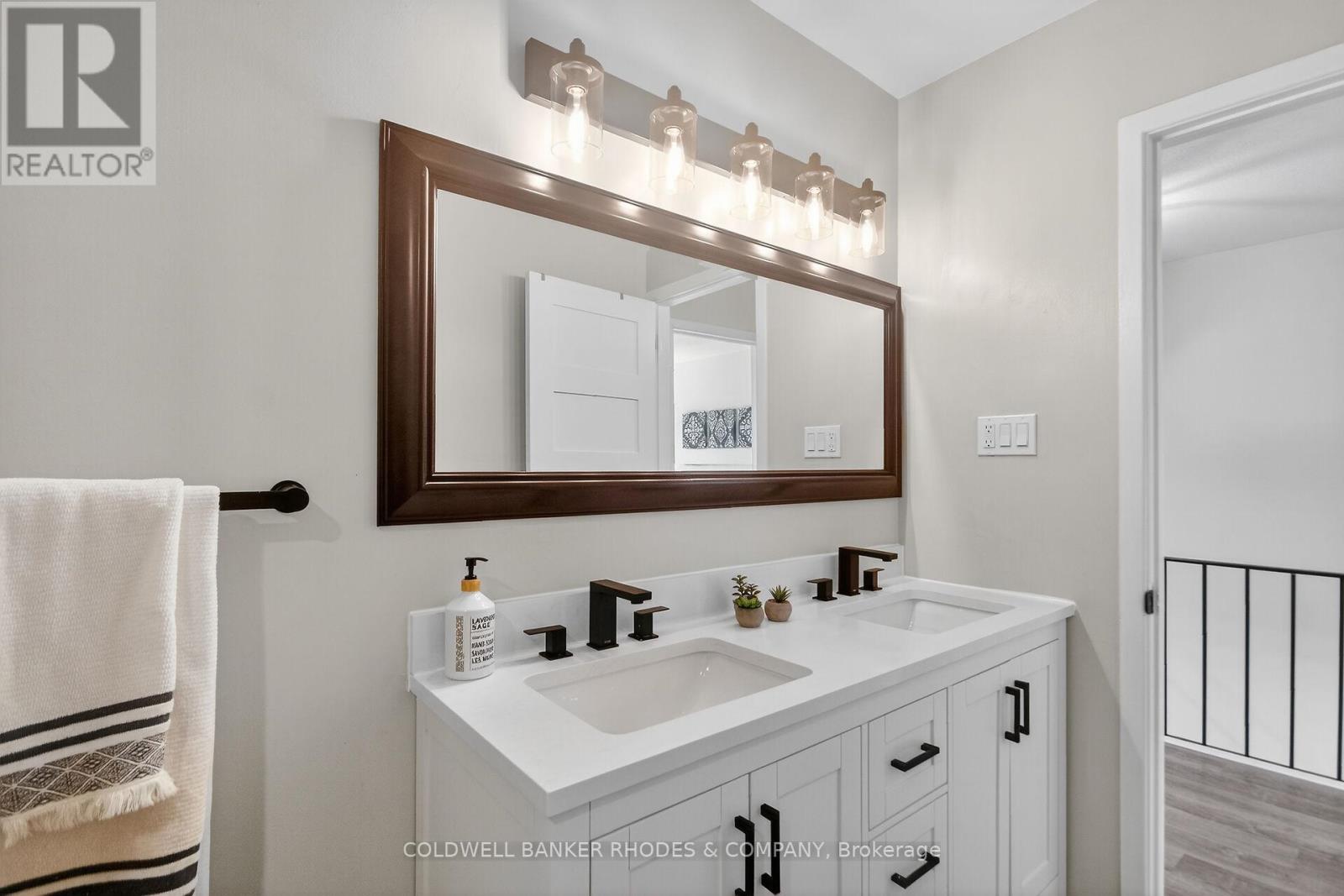 521 Orkney Private, Ottawa, Ontario  K2C 3M7 - Photo 23 - X12854754