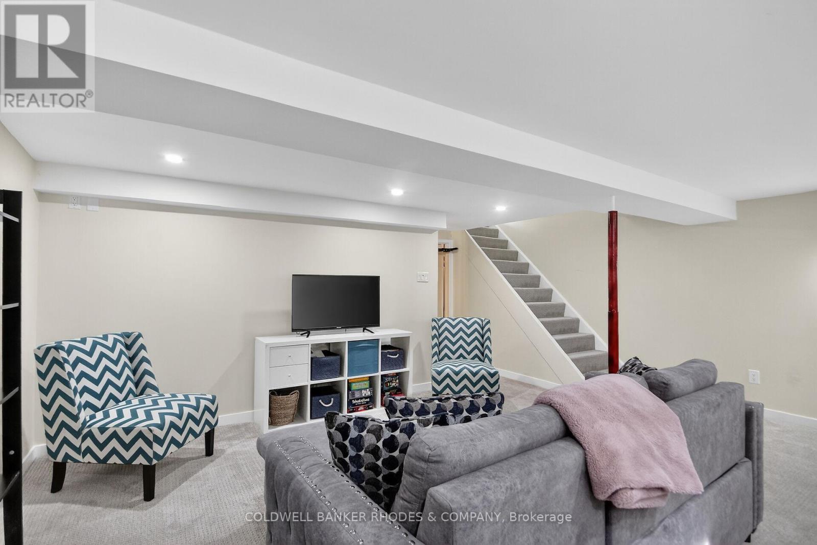 521 Orkney Private, Ottawa, Ontario  K2C 3M7 - Photo 28 - X12854754