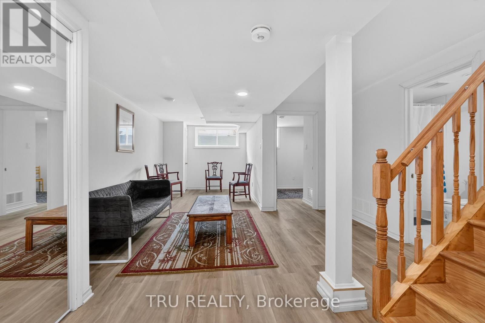 Maitland - 1263 Maitland Avenue, Ottawa, Ontario  K2C 2C4 - Photo 4 - X12854772