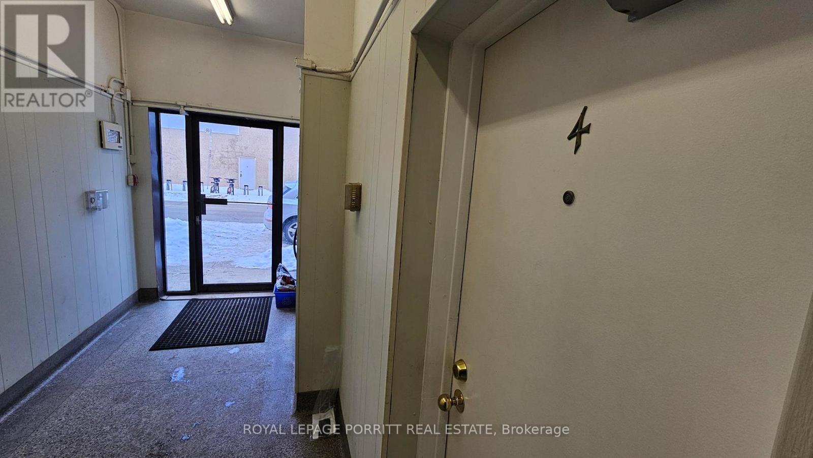 4 - 2773 Lake Shore Boulevard W, Toronto, Ontario  M8V 1H4 - Photo 2 - W12766476