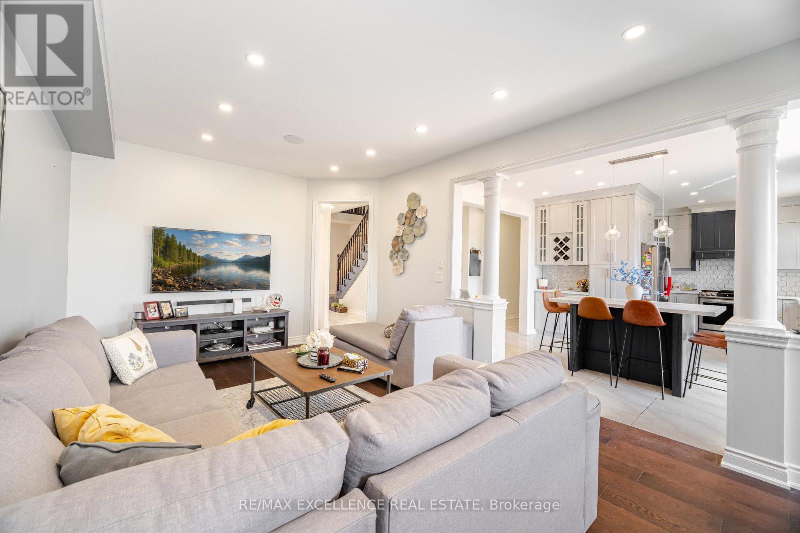 73 Gardenbrooke Trail, Brampton, Ontario  L6P 3J3 - Photo 12 - W12808292