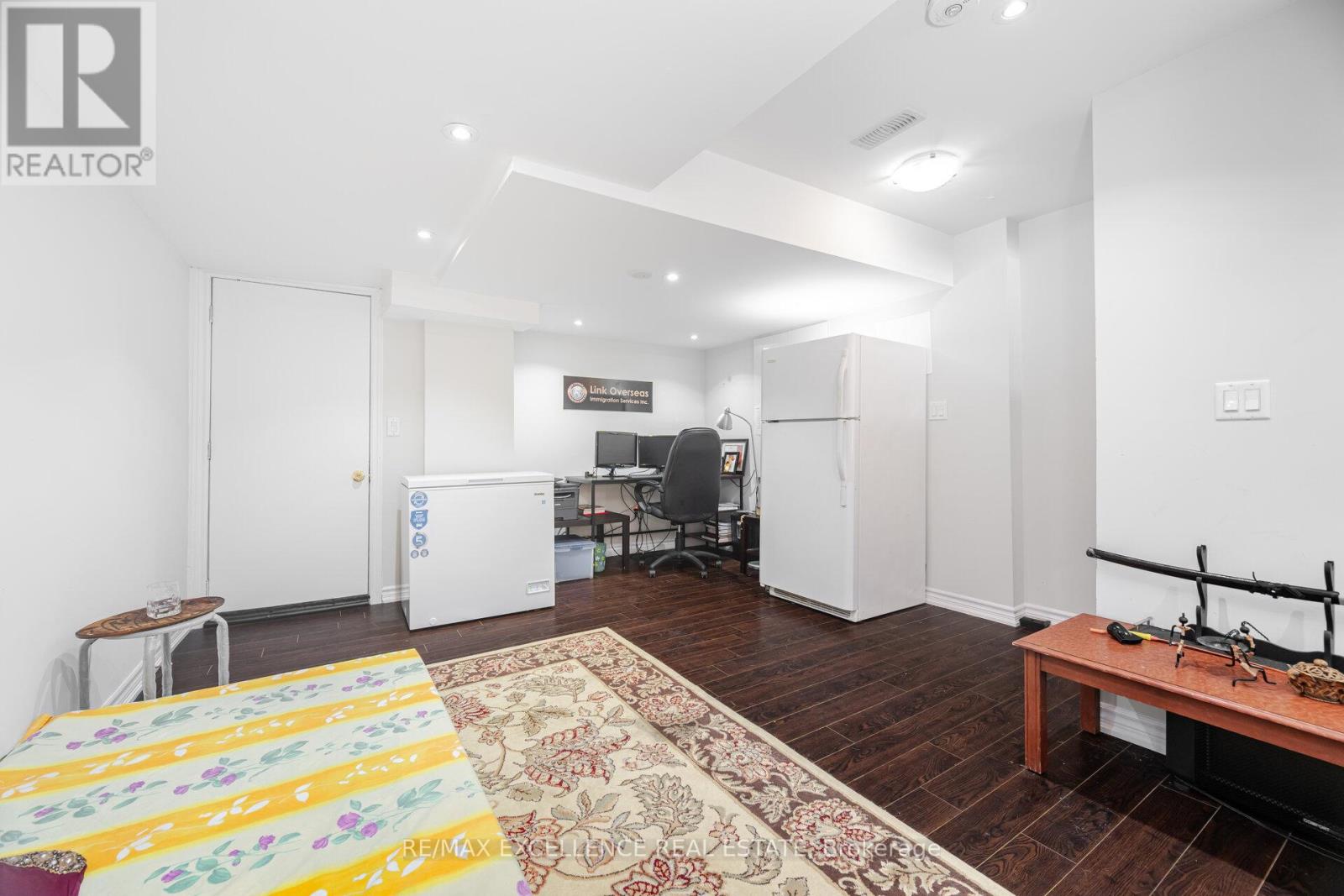 73 Gardenbrooke Trail, Brampton, Ontario  L6P 3J3 - Photo 35 - W12808292