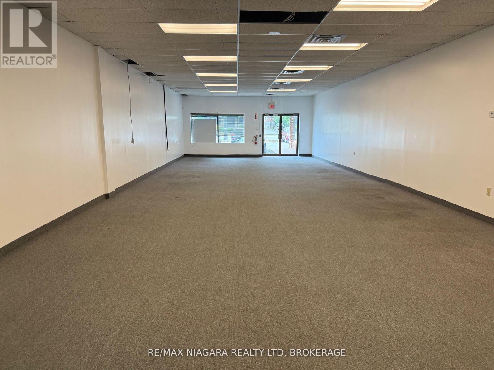 7 - 224 Garrison Road, Fort Erie, Ontario  L2A 1M7 - Photo 2 - X12854560