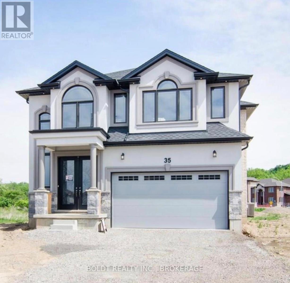 179 Walker Road, Pelham, Ontario  L3B 5N5 - Photo 1 - X12854584