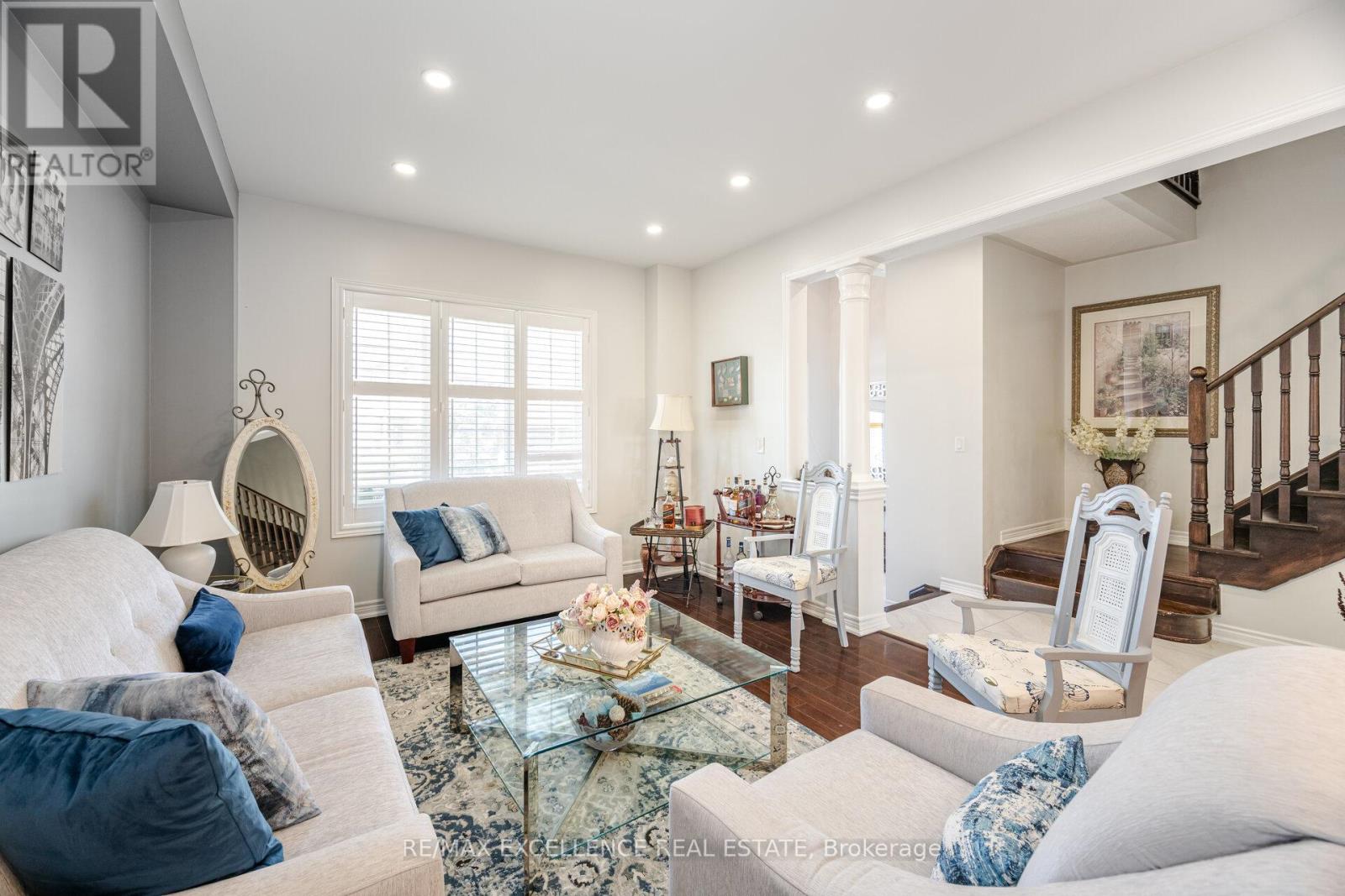 73 Gardenbrooke Trail, Brampton, Ontario  L6P 3J3 - Photo 8 - W12808292