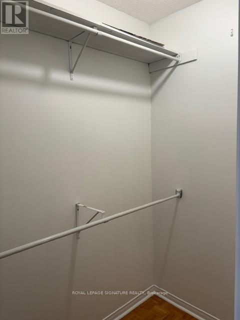 3816 Foxborough Trail, Mississauga, Ontario  L5N 7W4 - Photo 14 - W12851012