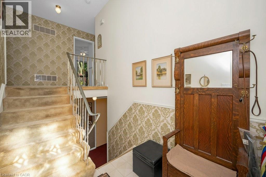 2063 Waters Edge Drive, Oakville, Ontario  L6L 1A3 - Photo 15 - 40796848