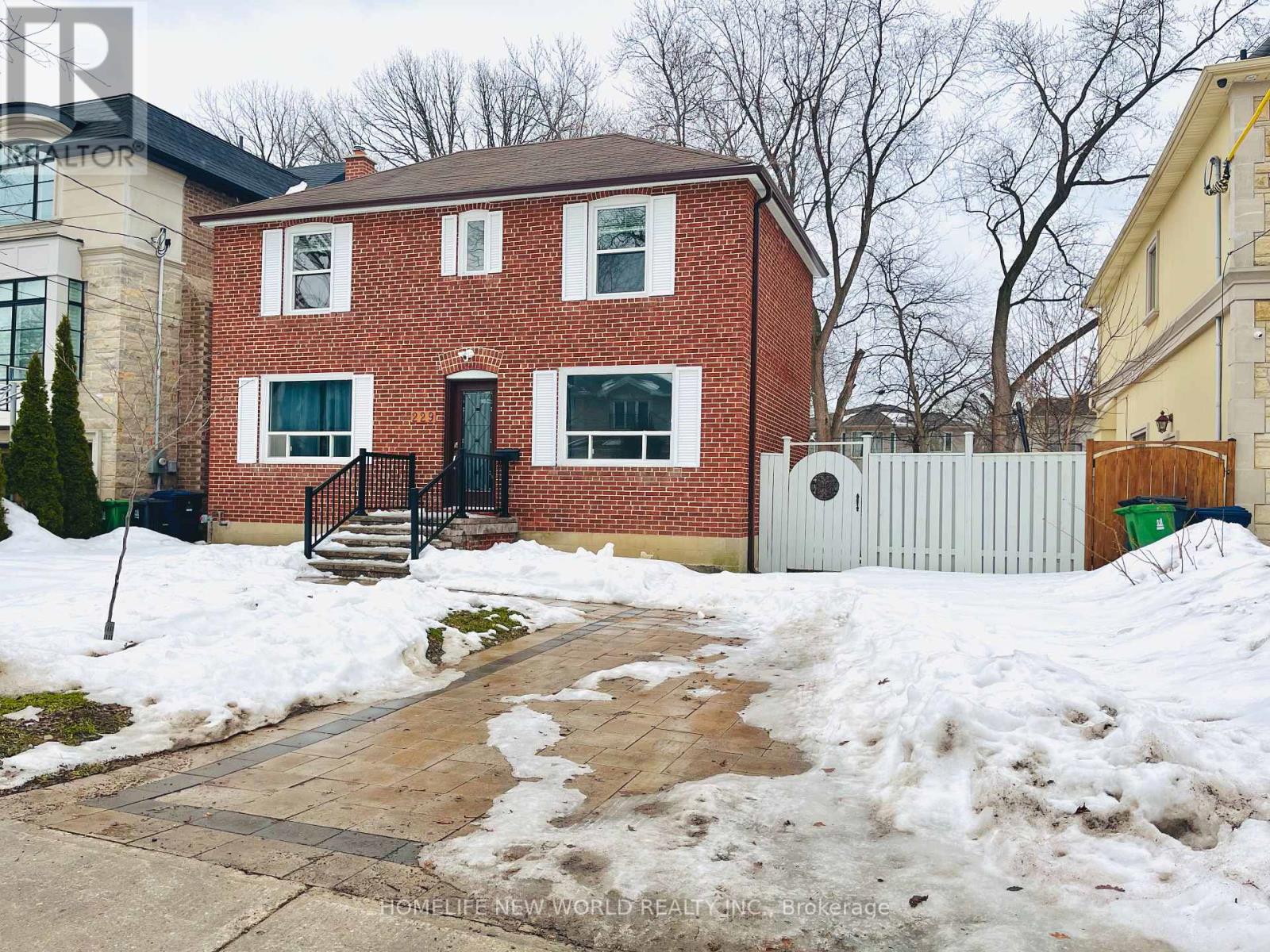 BSMT - 229 EMPRESS AVENUE, Toronto, Ontario