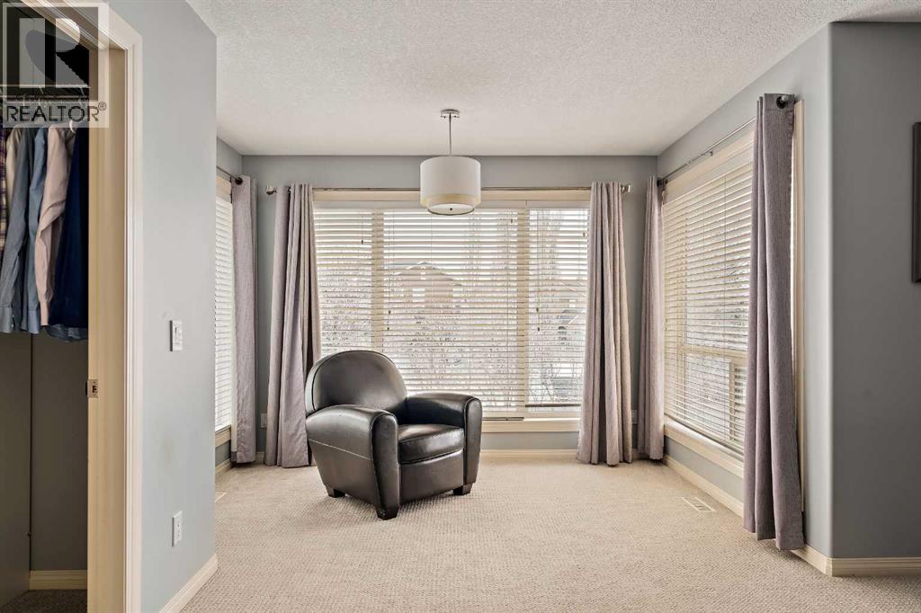 1560 Strathcona Drive Sw, Calgary, Alberta  T3H 4R8 - Photo 30 - A2290403