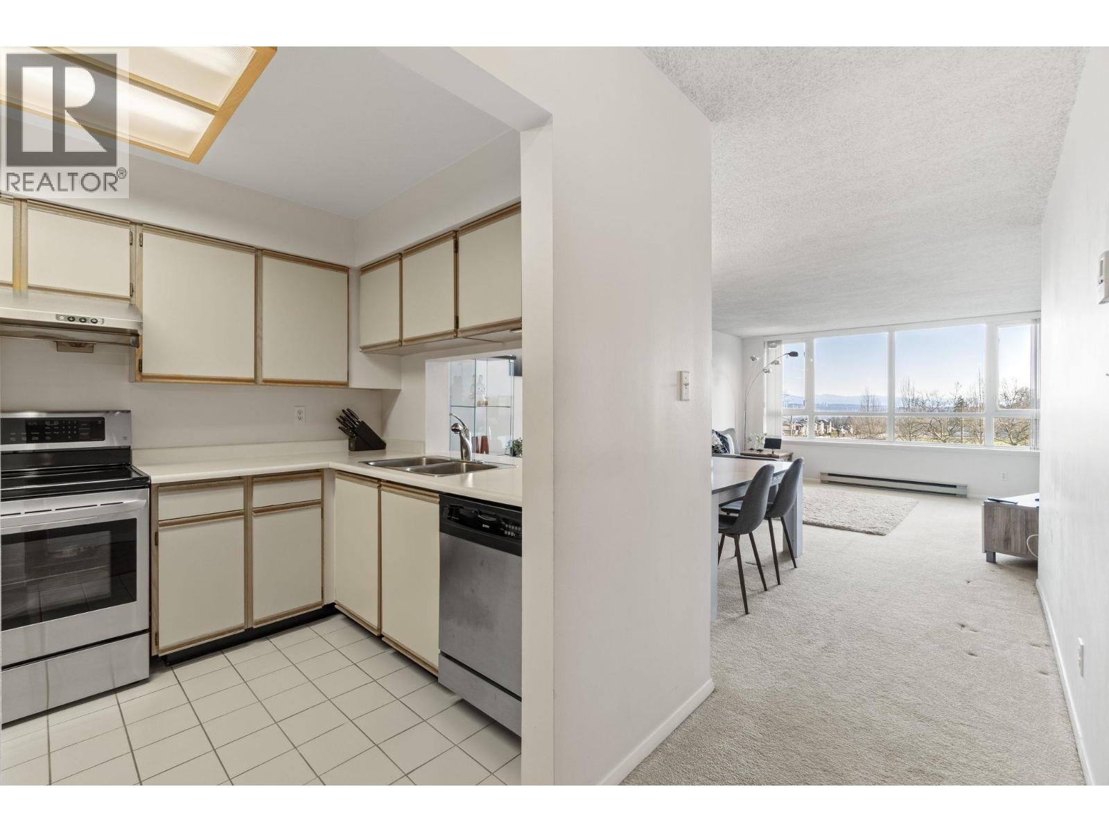 408 6070 Mcmurray Avenue, Burnaby, British Columbia  V5H 4J3 - Photo 9 - R3095341