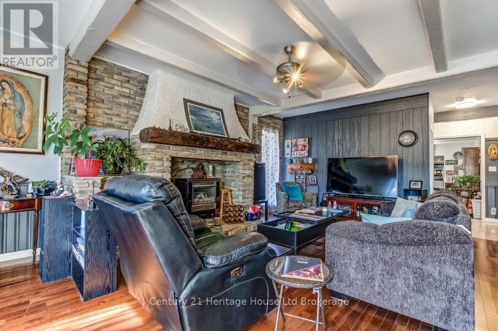 285 Highway 3, Norfolk, Ontario  N4G 4G7 - Photo 19 - X12449811