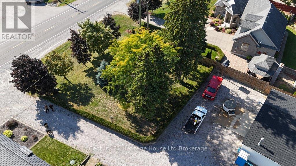 285 Highway 3, Norfolk, Ontario  N4G 4G7 - Photo 15 - X12449811