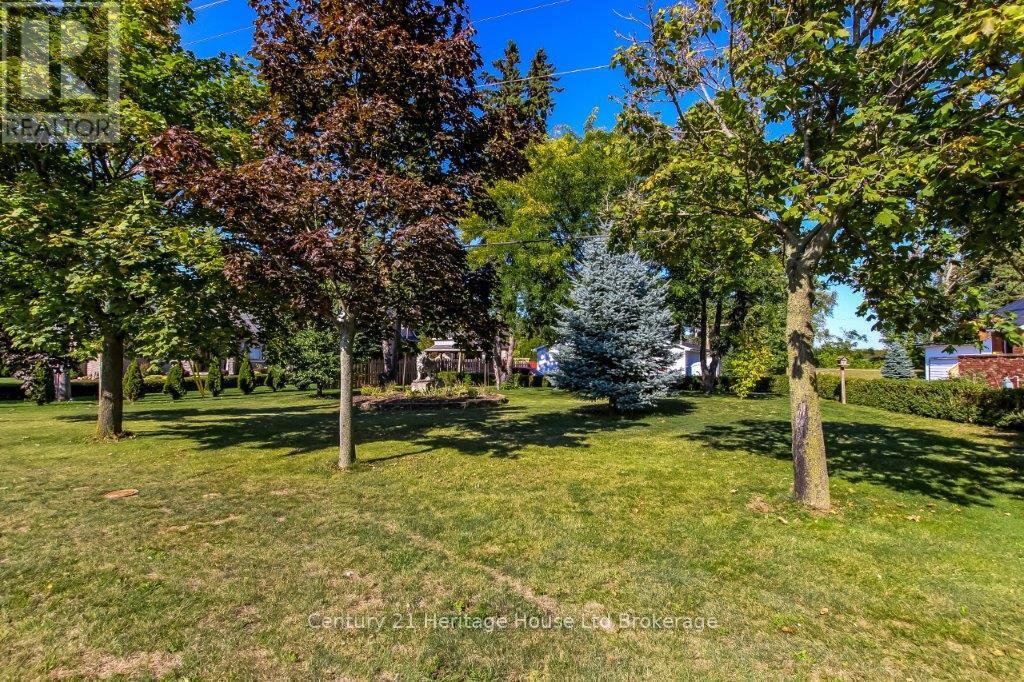 285 Highway 3, Norfolk, Ontario  N4G 4G7 - Photo 30 - X12449811