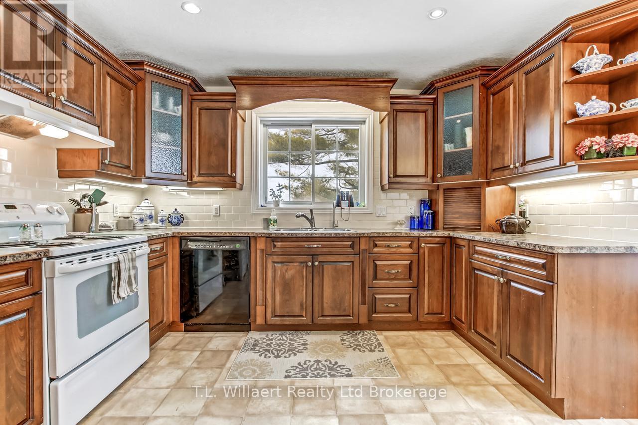 312375 Dereham Line, South-West Oxford, Ontario  N4G 4G8 - Photo 22 - X12854740