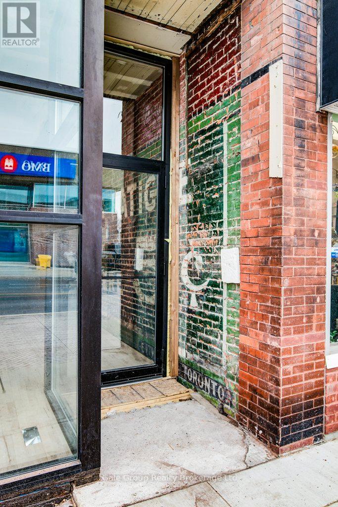 533 Dundas Street, Woodstock, Ontario  N4S 1C3 - Photo 4 - X12854786