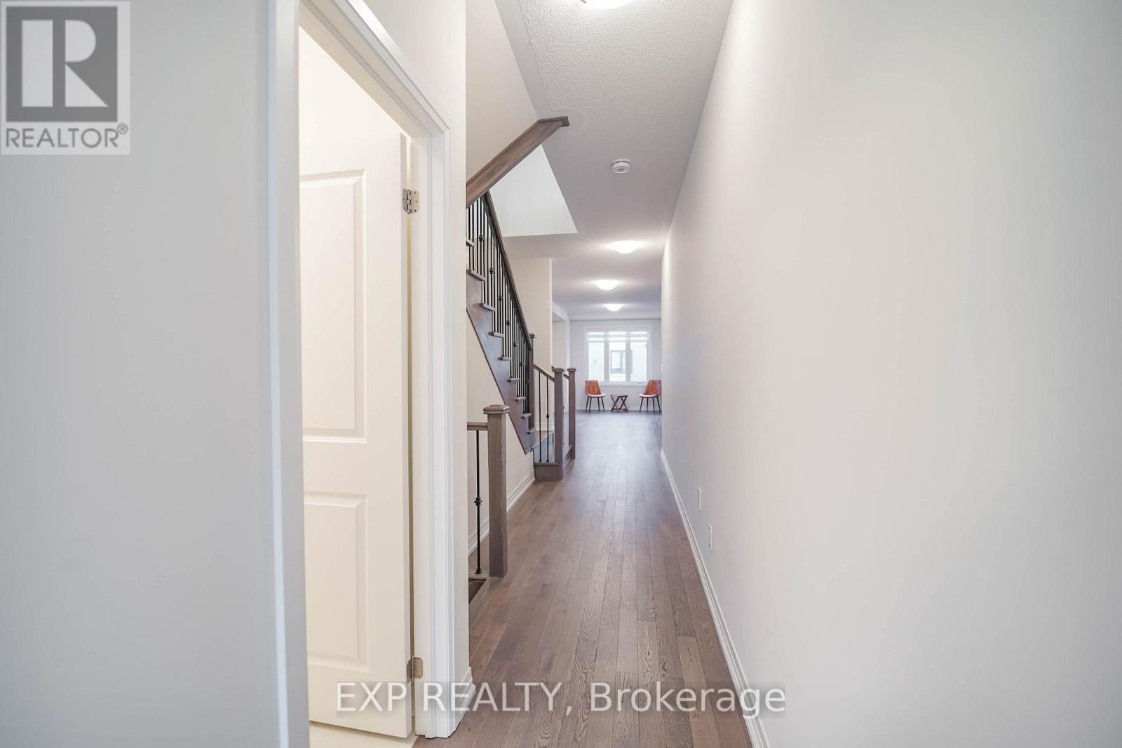 1033 Pisces Trail, Pickering, Ontario  L1X 0P7 - Photo 3 - E12854504