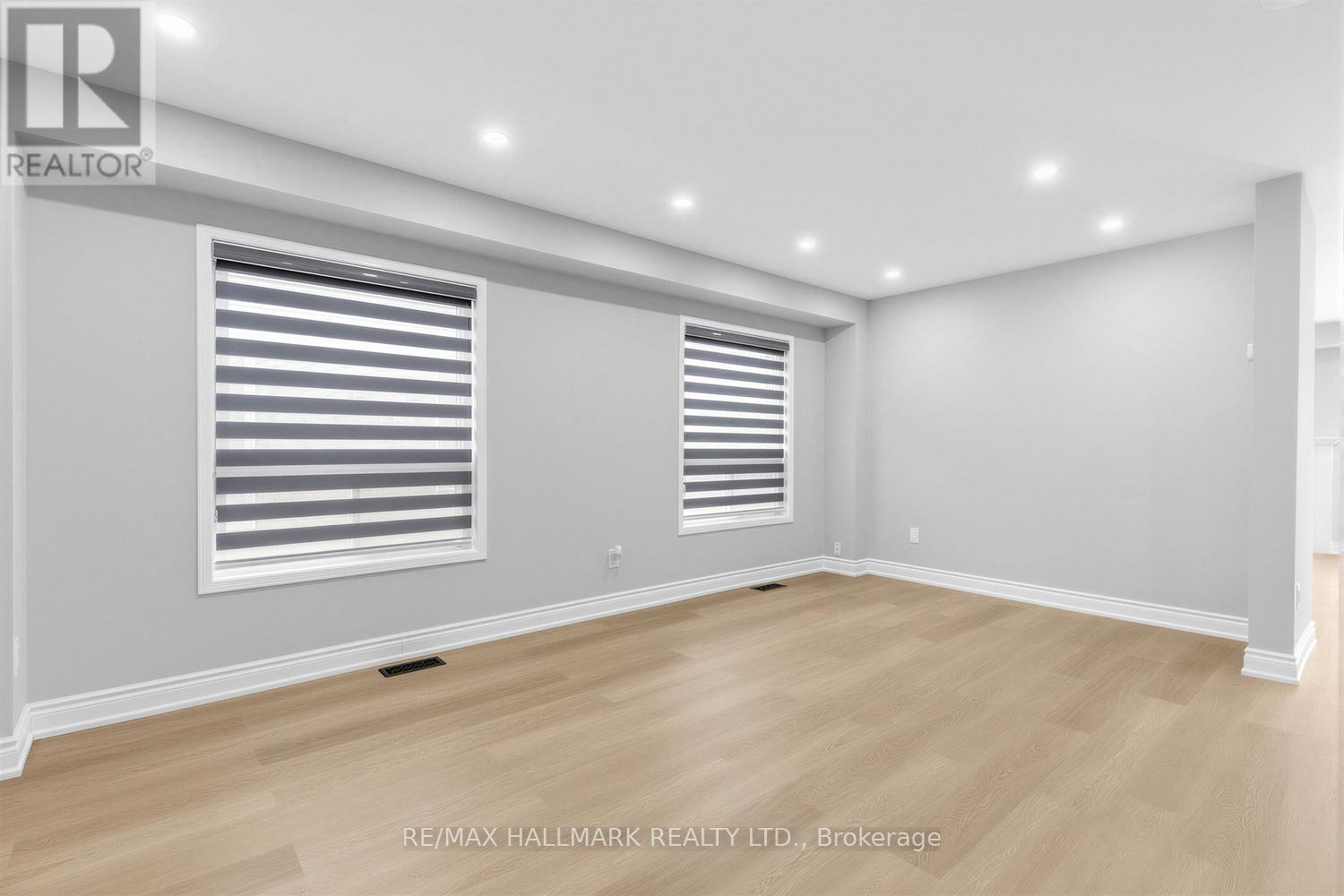 11 Dring Street, Ajax, Ontario  L1T 4Y2 - Photo 5 - E12854582