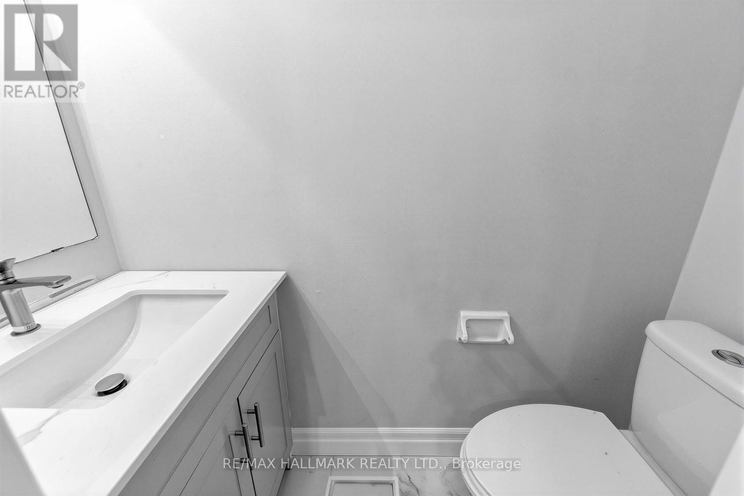 11 Dring Street, Ajax, Ontario  L1T 4Y2 - Photo 7 - E12854582