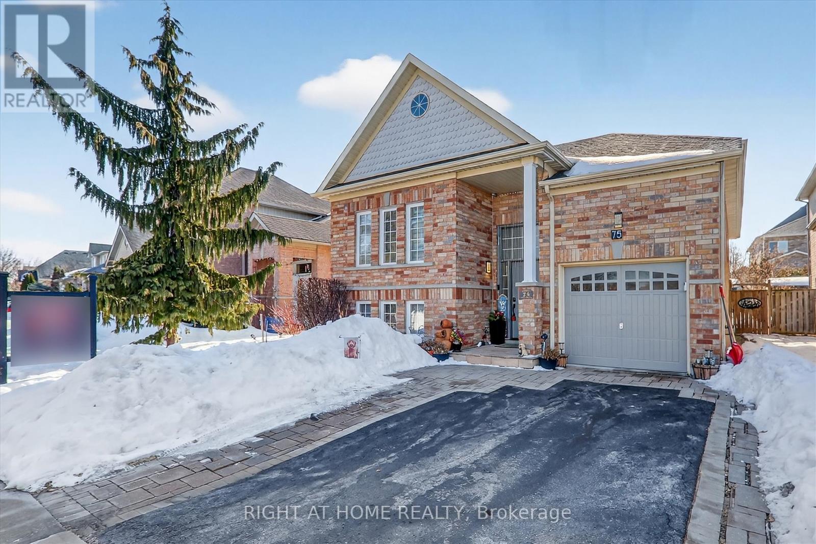 75 Fencerow Drive, Whitby, Ontario  L1R 3N2 - Photo 2 - E12854618