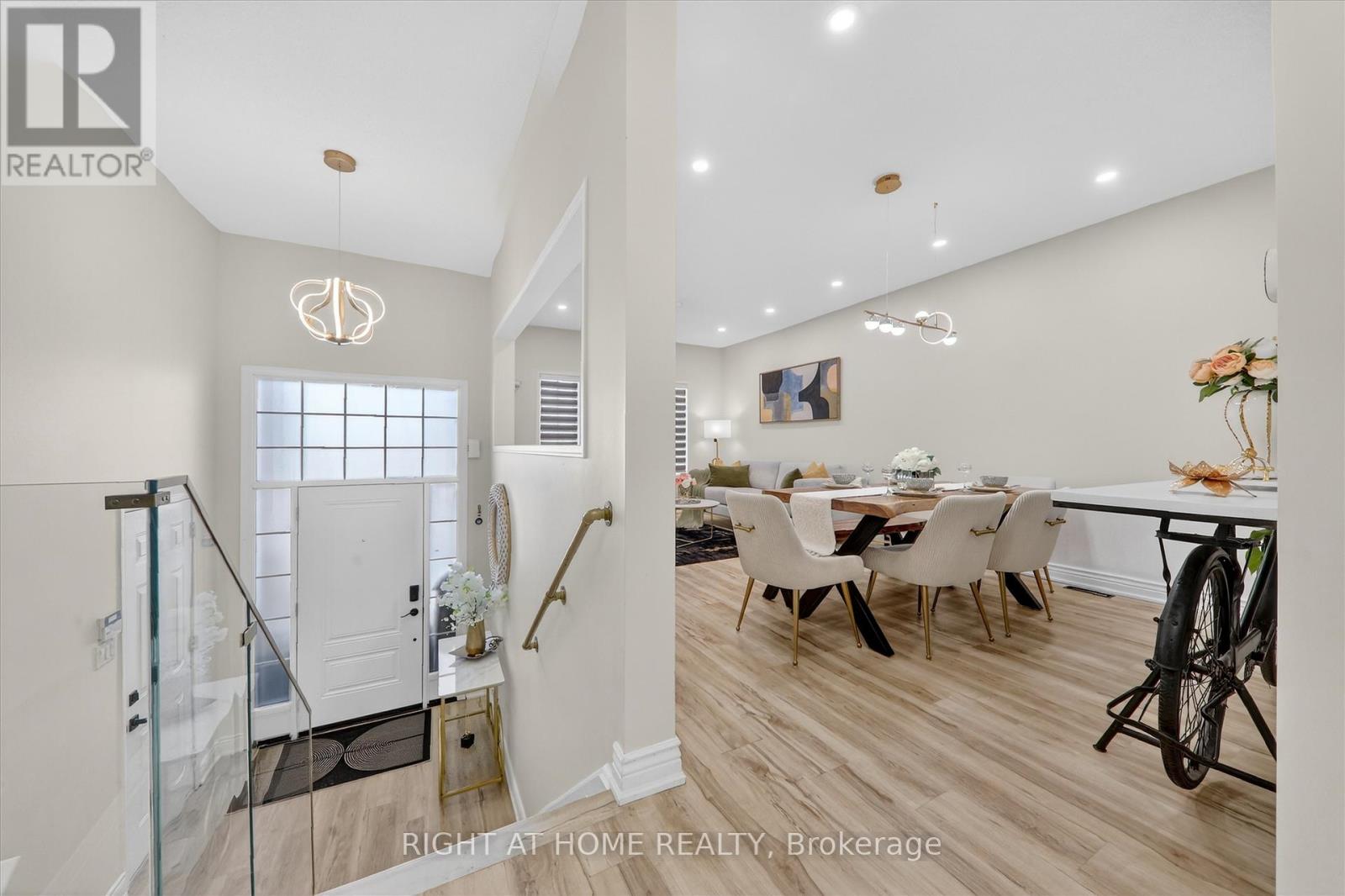 75 Fencerow Drive, Whitby, Ontario  L1R 3N2 - Photo 4 - E12854618