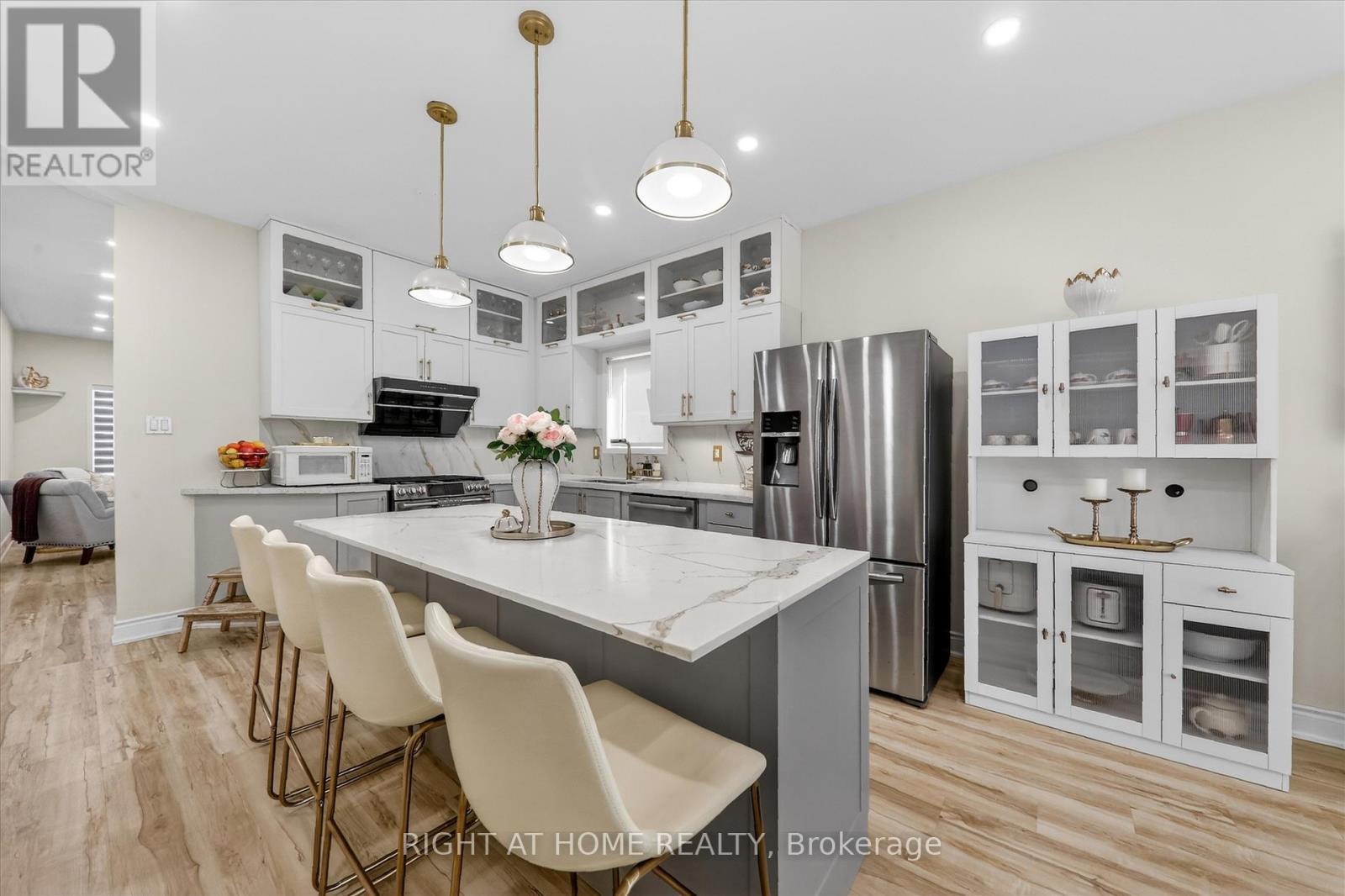 75 Fencerow Drive, Whitby, Ontario  L1R 3N2 - Photo 7 - E12854618