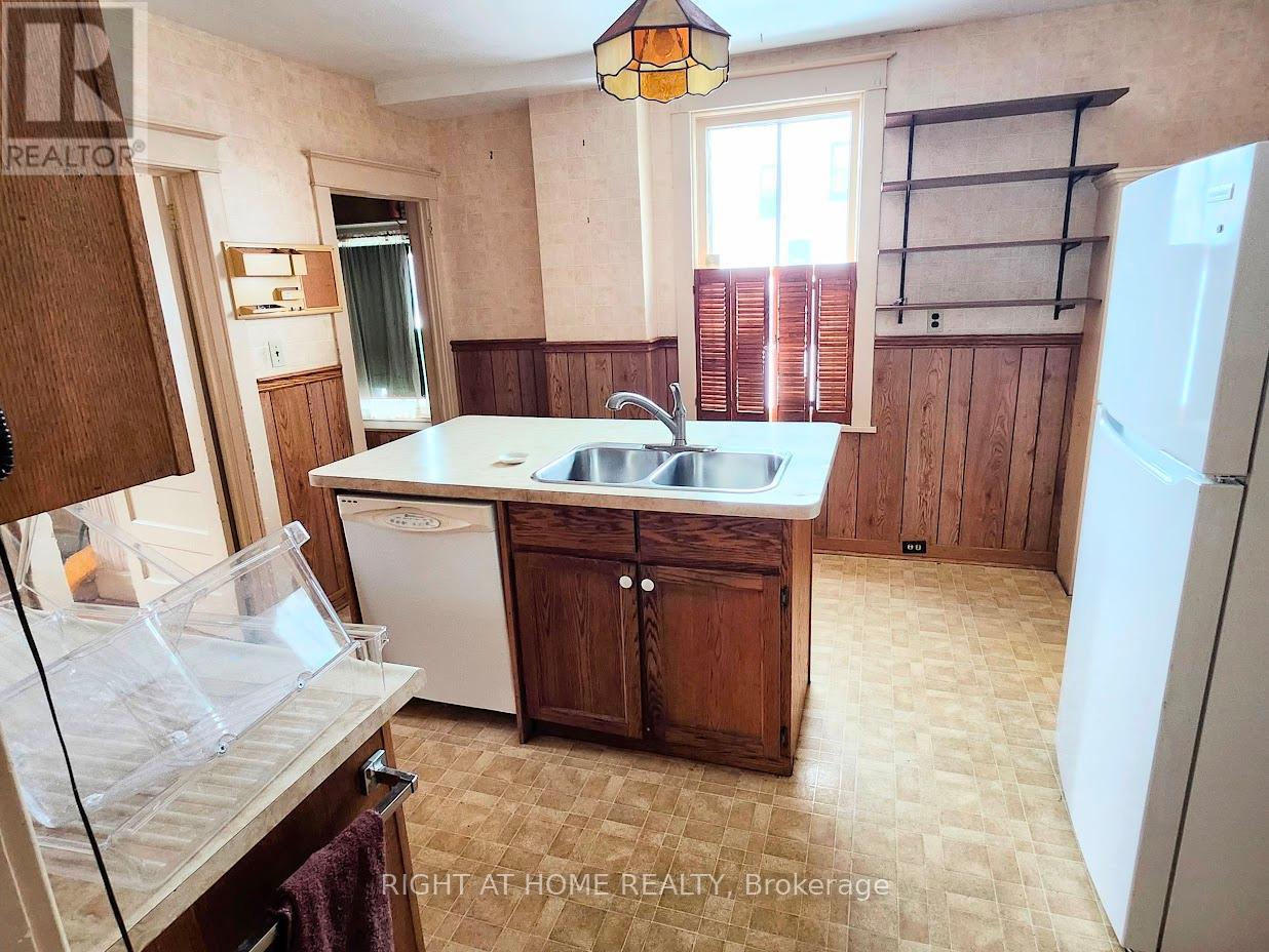 71 Nassau Street, Oshawa, Ontario  L1J 4A3 - Photo 5 - E12854718