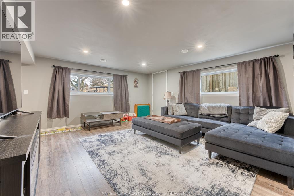 32 Melrose Avenue, Leamington, Ontario  N8H 2J2 - Photo 29 - 26004746