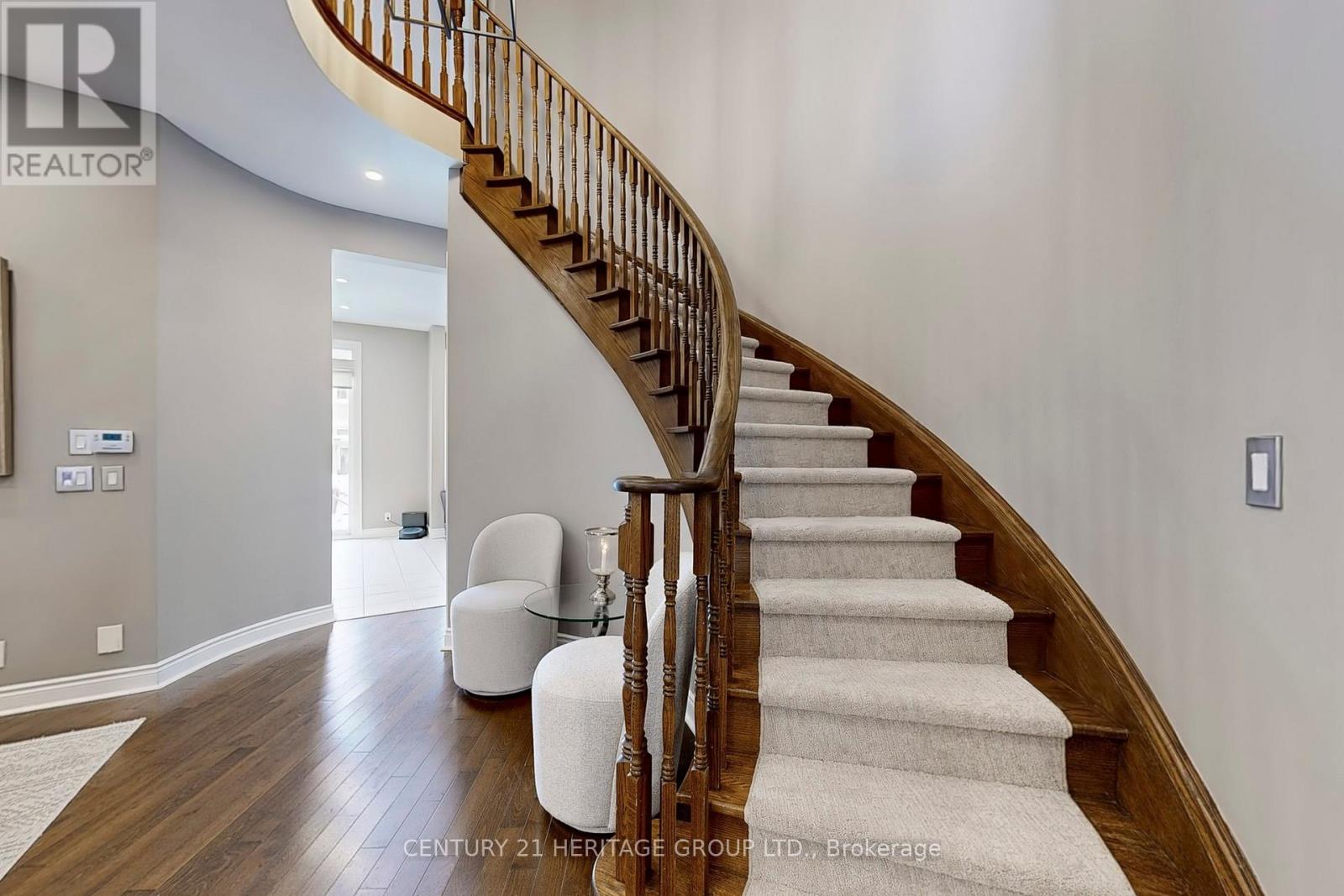 20 Altus Park Drive, Vaughan (Patterson), Ontario  L6A 0Z5 - Photo 14 - N12854536