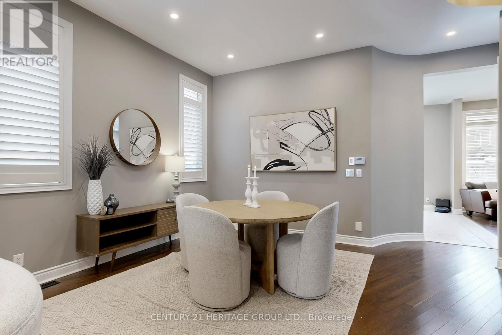 20 Altus Park Drive, Vaughan (Patterson), Ontario  L6A 0Z5 - Photo 5 - N12854536