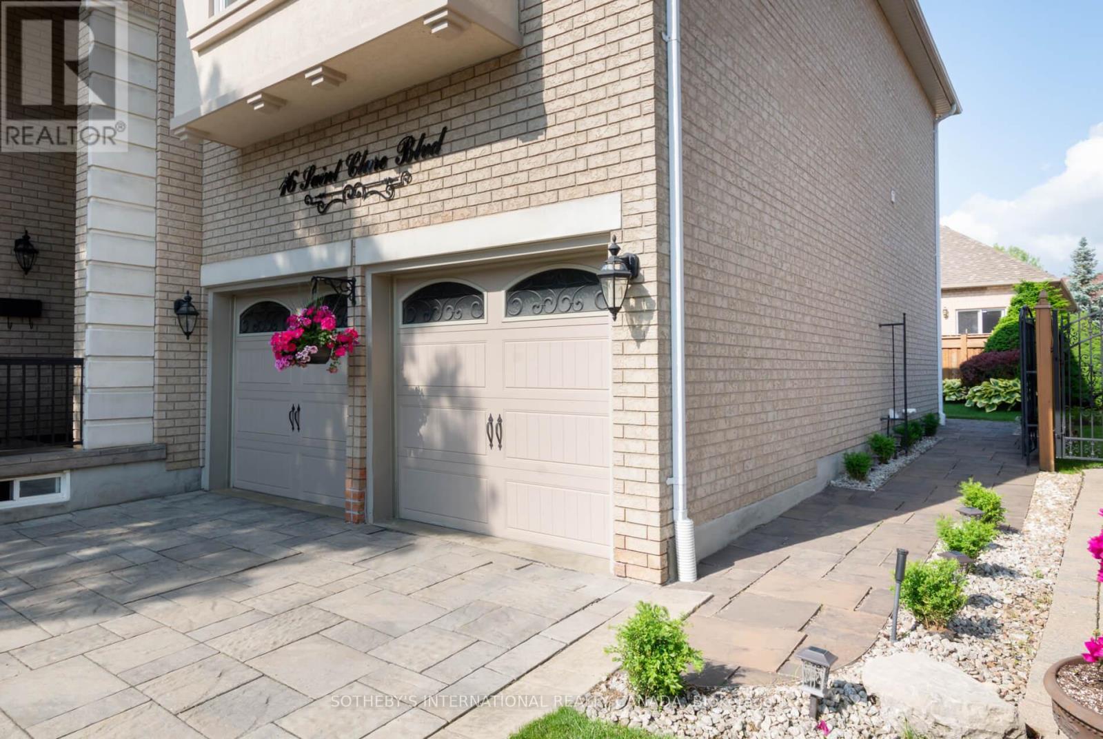 16 Saint Clare Boulevard, Vaughan, Ontario  L4H 2A2 - Photo 33 - N12854652