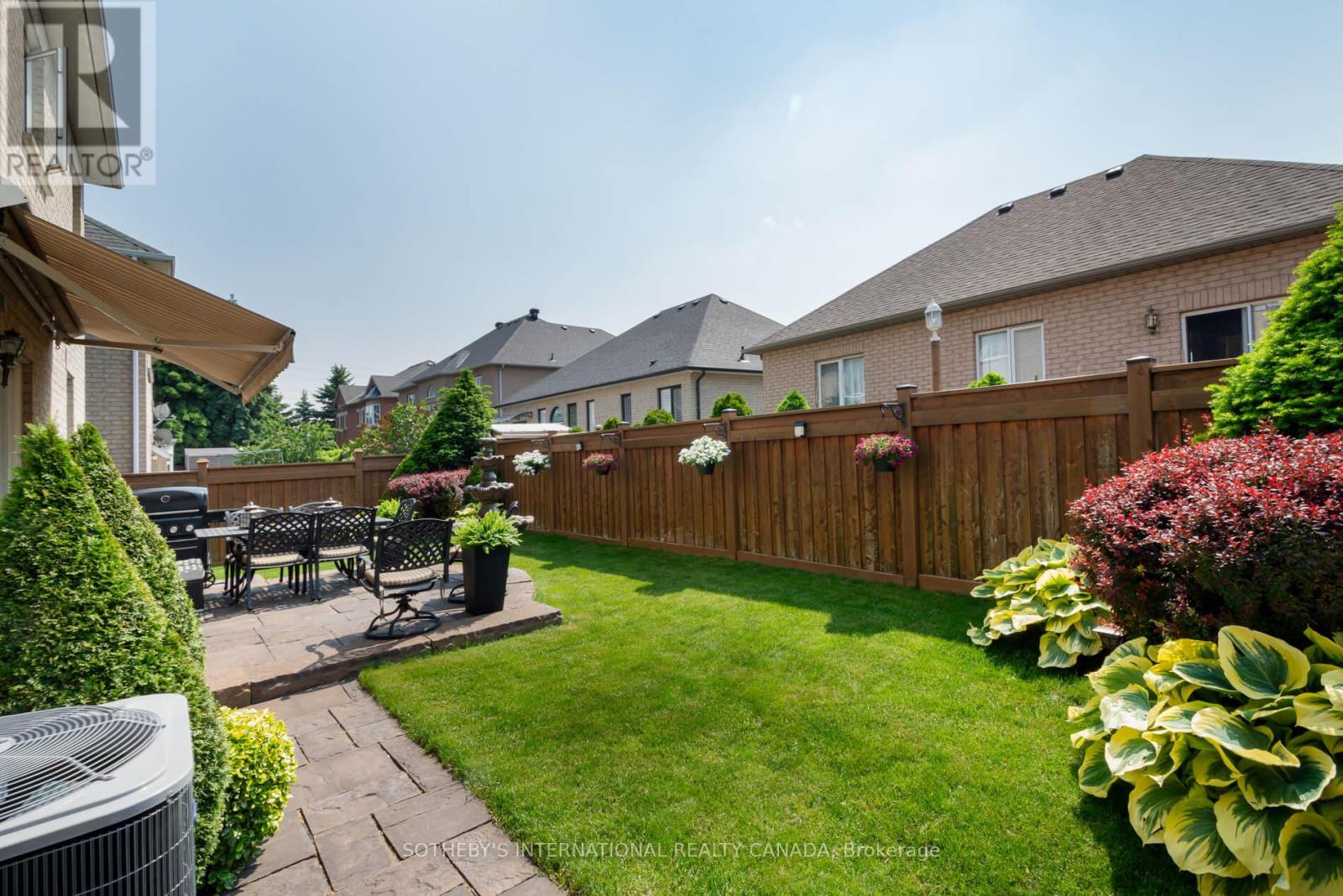 16 Saint Clare Boulevard, Vaughan, Ontario  L4H 2A2 - Photo 35 - N12854652