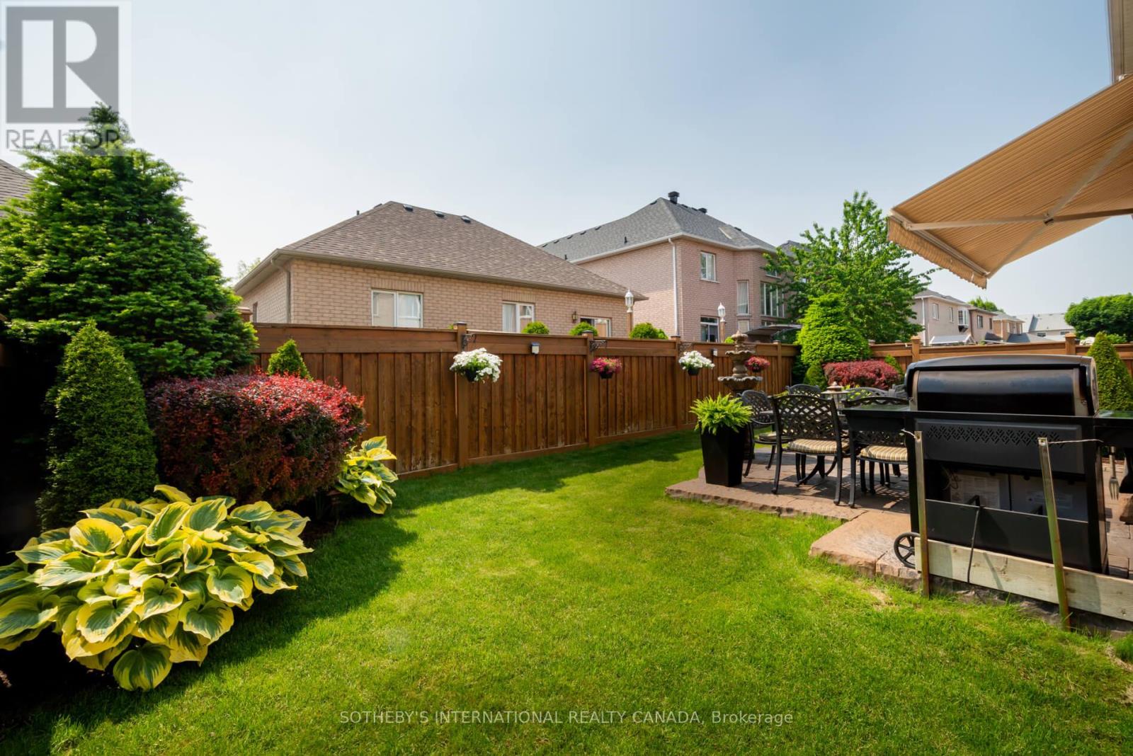 16 Saint Clare Boulevard, Vaughan, Ontario  L4H 2A2 - Photo 37 - N12854652