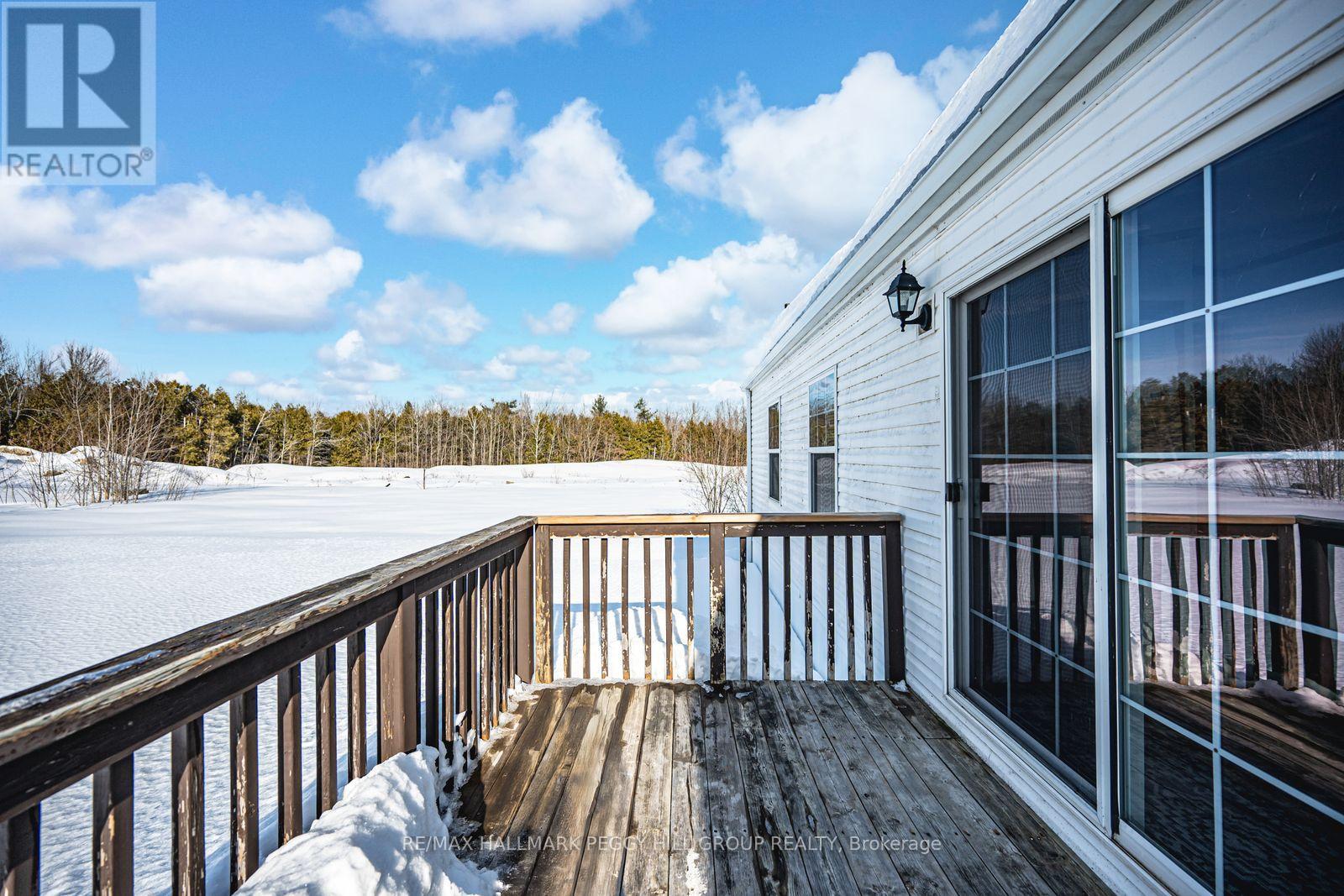 4105 Haines Street, Severn, Ontario  L3V 0V4 - Photo 11 - S12854512