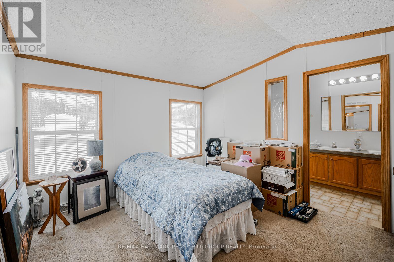 4105 Haines Street, Severn, Ontario  L3V 0V4 - Photo 6 - S12854512