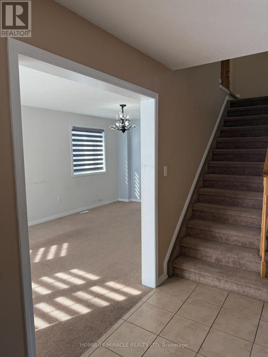 20 William Paddison Drive, Barrie (Georgian Drive), Ontario  L4M 0G3 - Photo 7 - S12854520