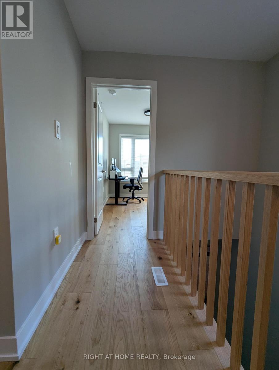 22 Westwood Avenue, Barrie (Painswick South), Ontario  L9J 0M6 - Photo 17 - S12854696