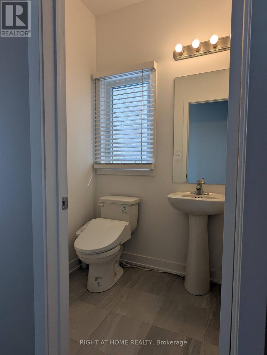 22 Westwood Avenue, Barrie (Painswick South), Ontario  L9J 0M6 - Photo 23 - S12854696