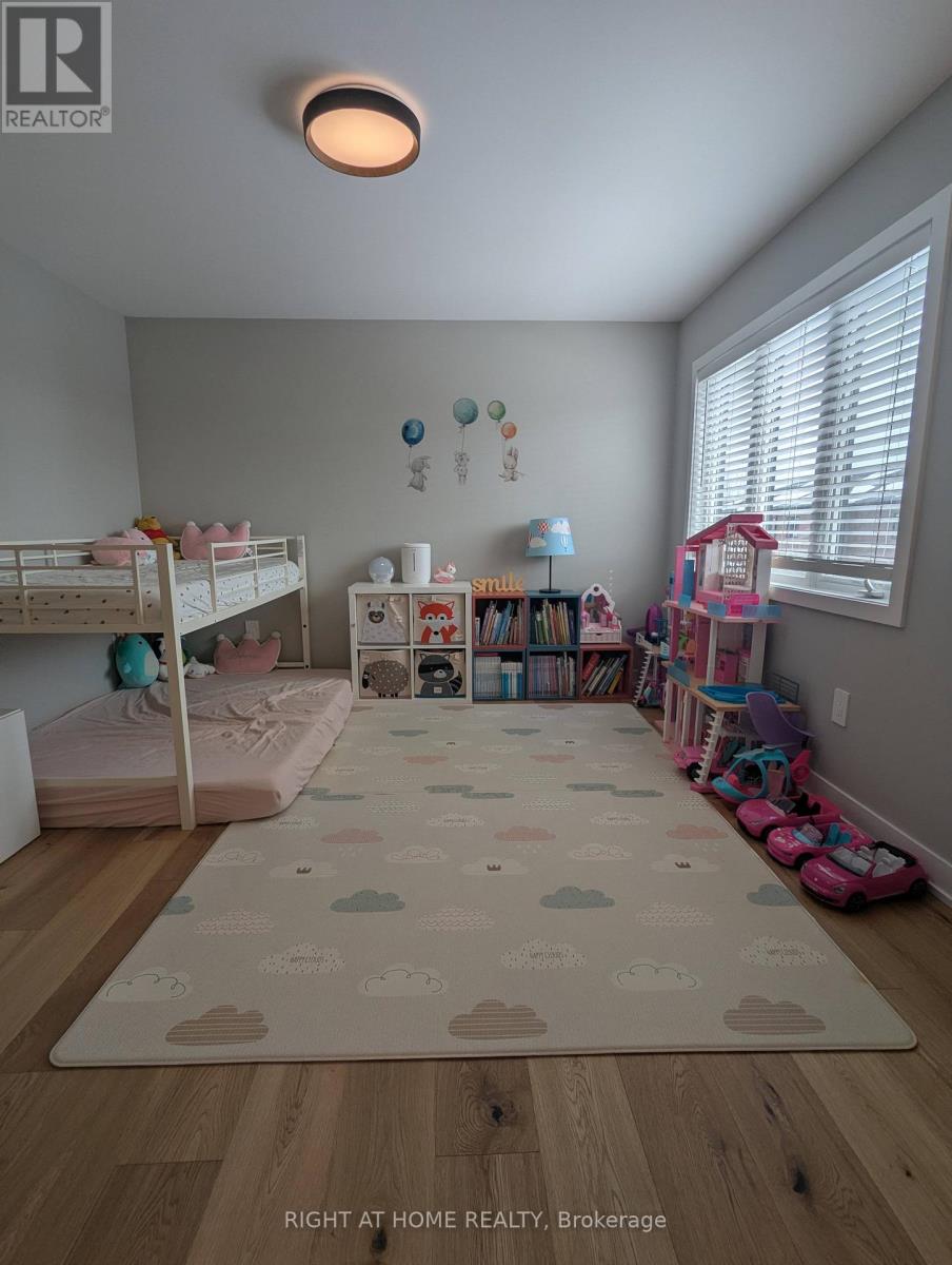 22 Westwood Avenue, Barrie (Painswick South), Ontario  L9J 0M6 - Photo 24 - S12854696