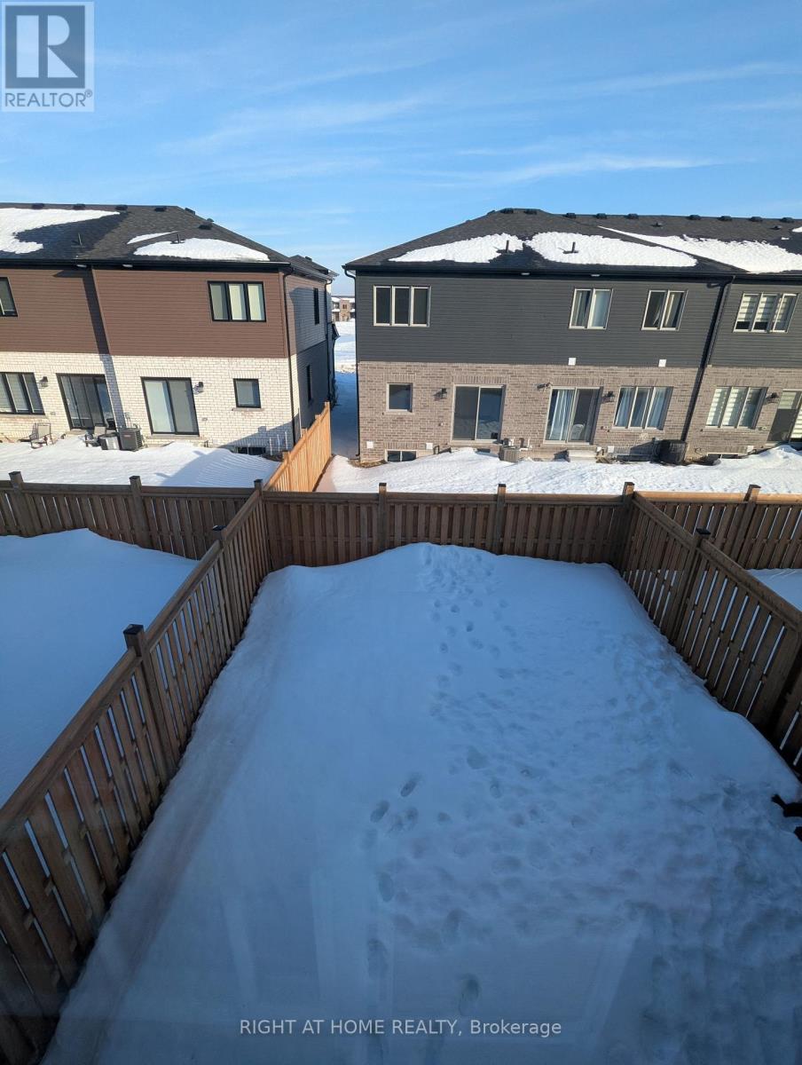 22 Westwood Avenue, Barrie (Painswick South), Ontario  L9J 0M6 - Photo 29 - S12854696