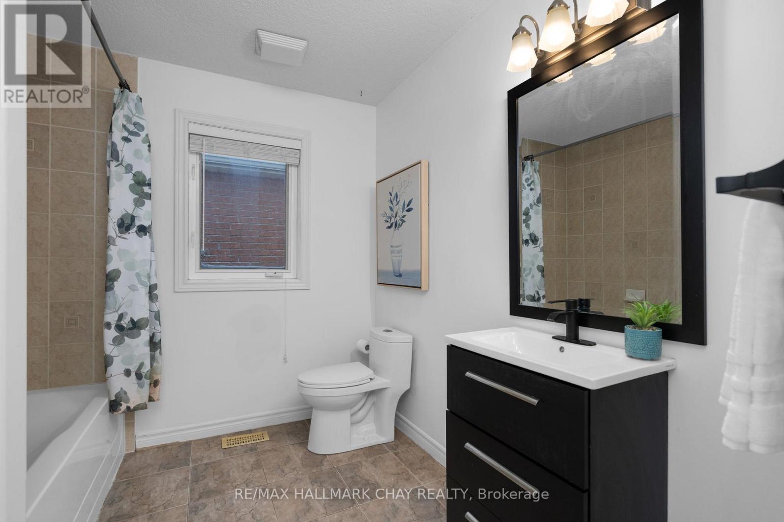 77 Sovereign's Gate, Barrie (Innis-Shore), Ontario  L4N 0Y9 - Photo 28 - S12854780