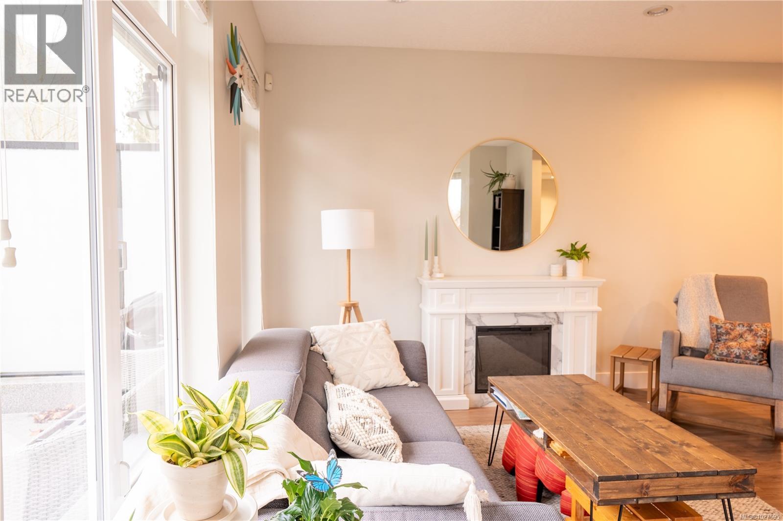 1 2918 Shelbourne St, Victoria, British Columbia  V8R 4M6 - Photo 25 - 1027595