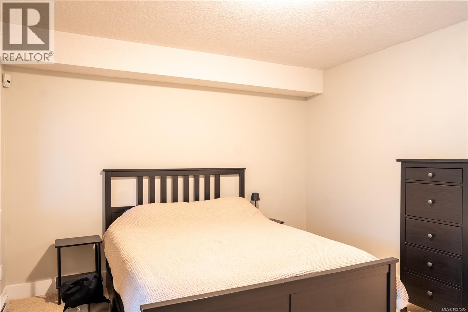 1 2918 Shelbourne St, Victoria, British Columbia  V8R 4M6 - Photo 29 - 1027595