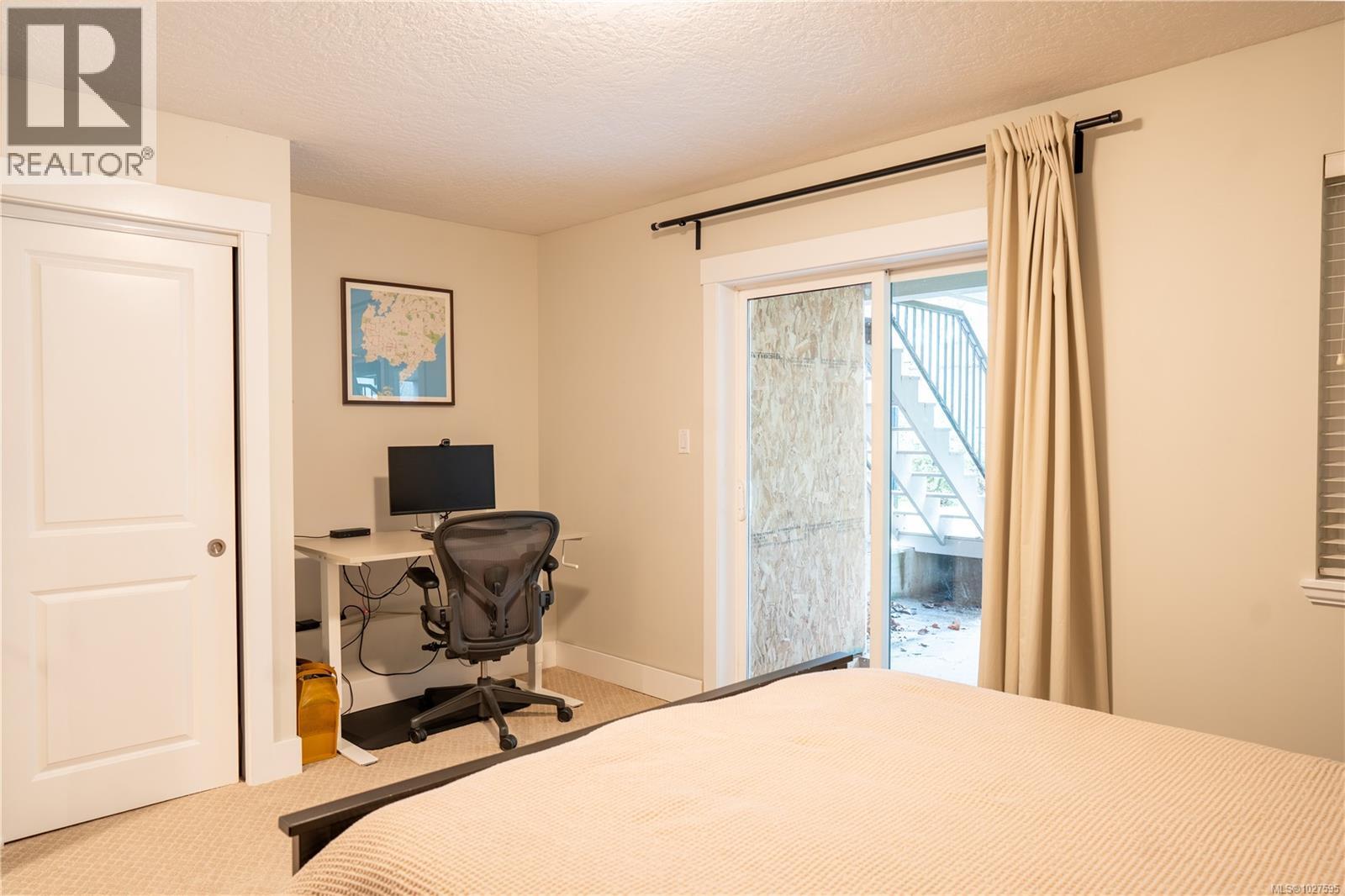 1 2918 Shelbourne St, Victoria, British Columbia  V8R 4M6 - Photo 31 - 1027595