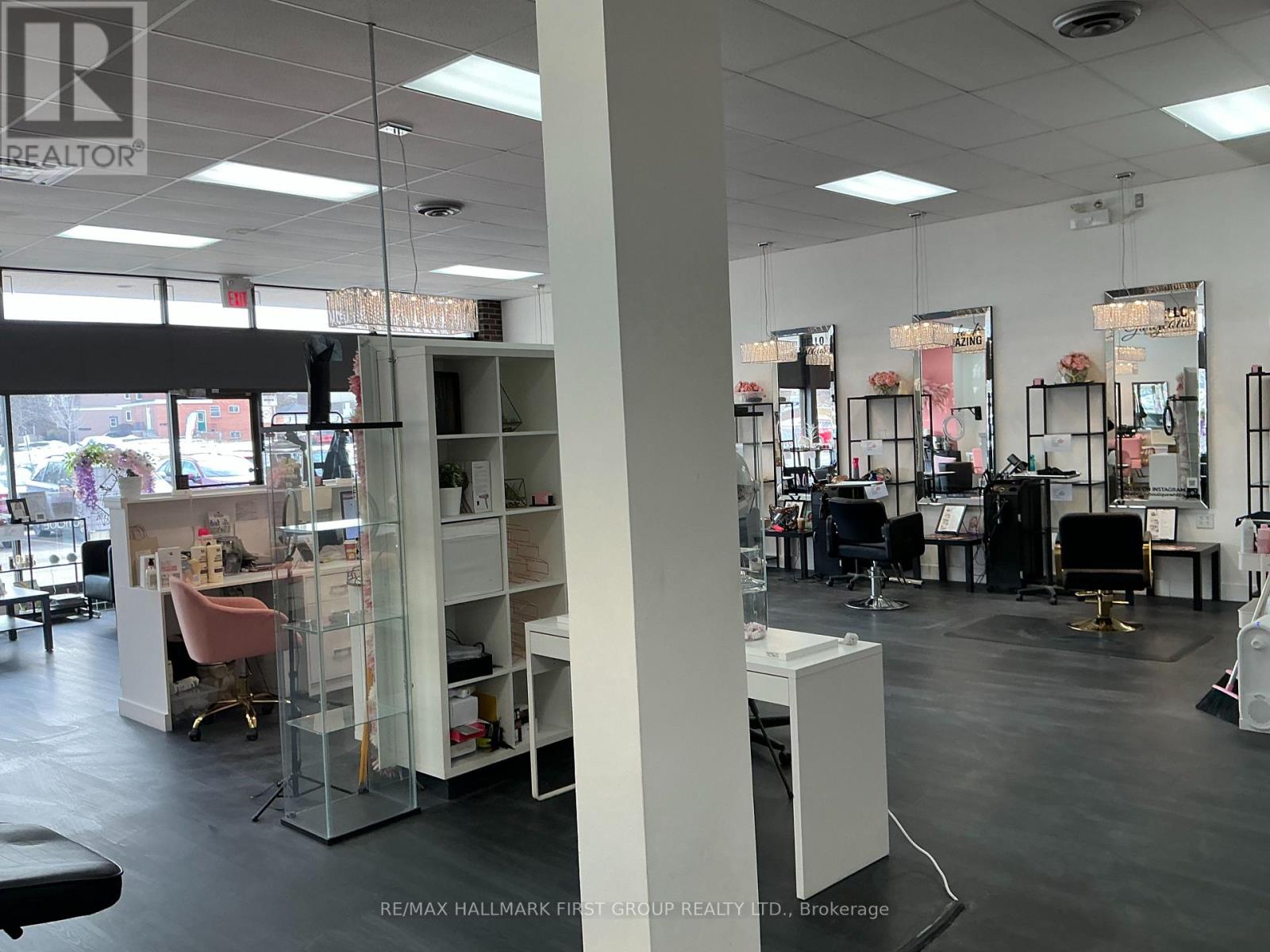 601 Dundas Street W, Whitby (Downtown Whitby), Ontario  L1N 2N3 - Photo 8 - E12854692