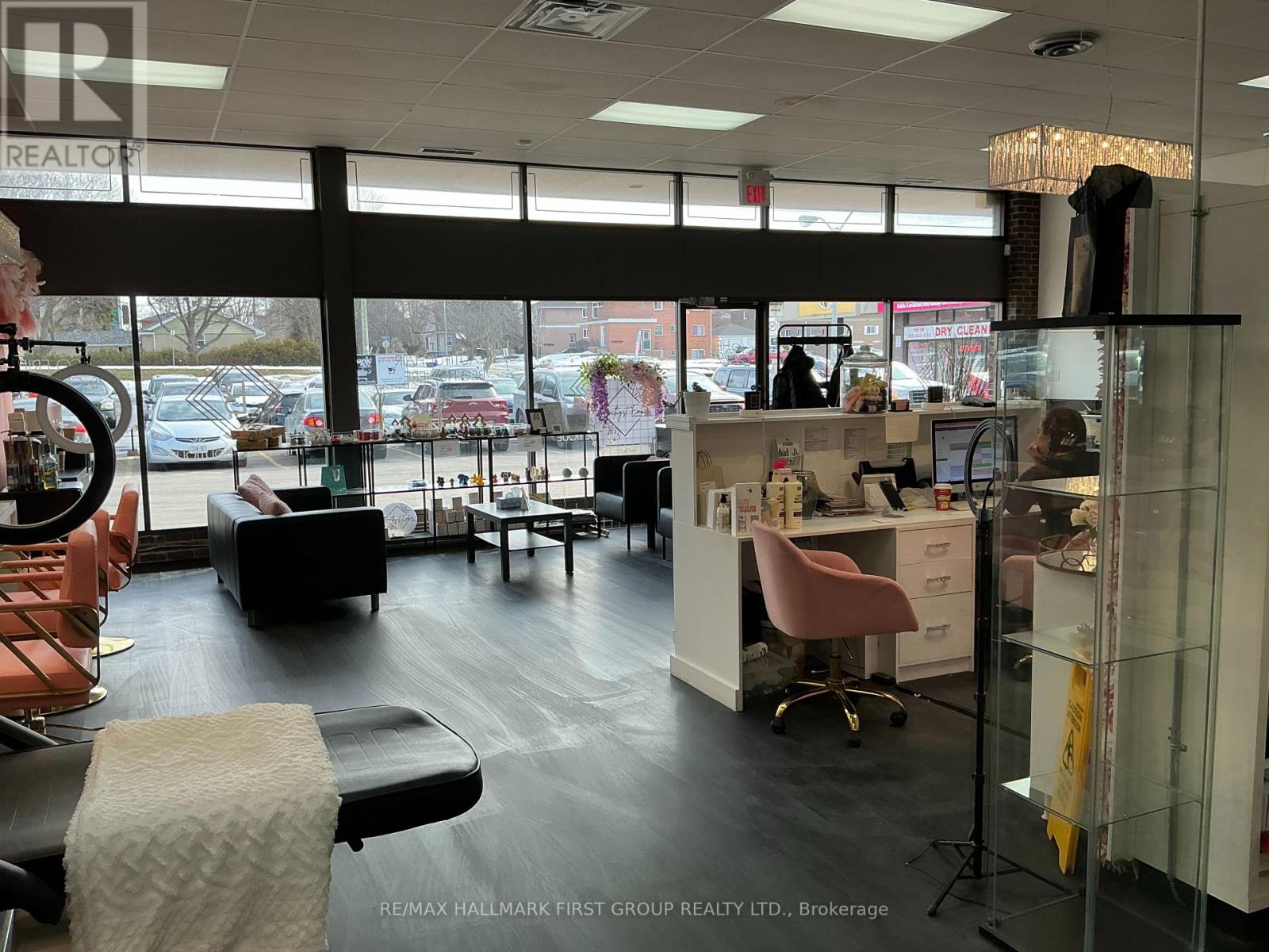 601 Dundas Street W, Whitby (Downtown Whitby), Ontario  L1N 2N3 - Photo 9 - E12854692